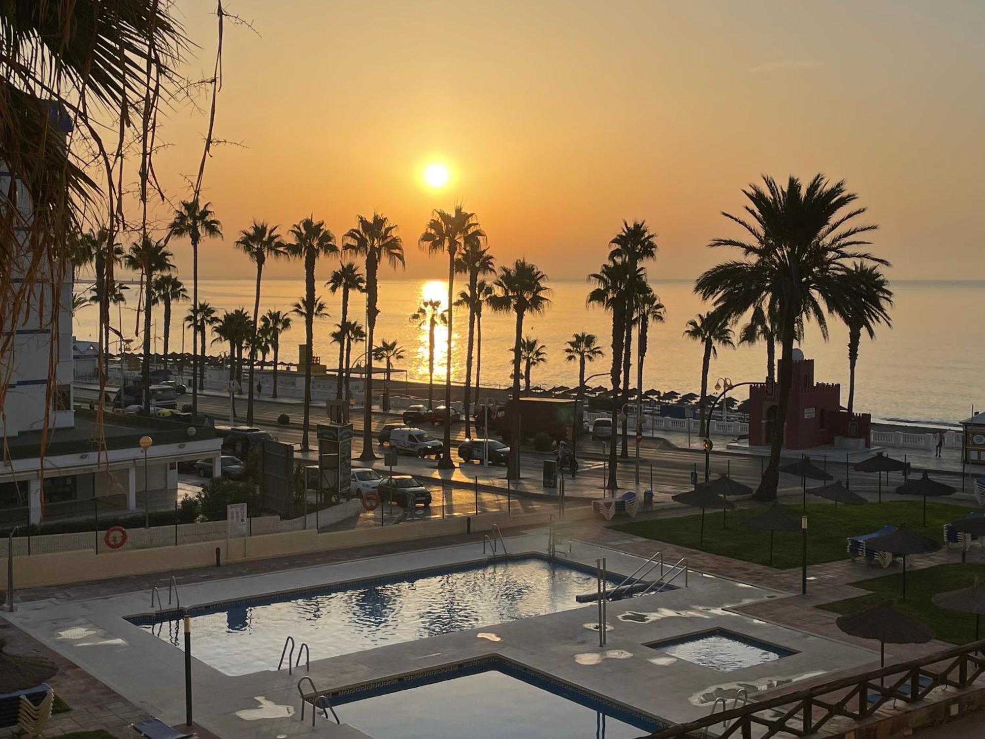 Aloha Playa Vistas Al Mar Apartamento Benalmádena Exterior foto
